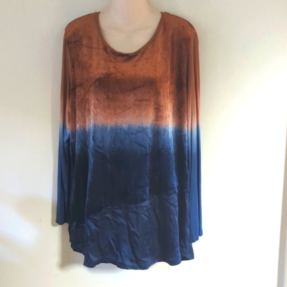 Chico's Zenergy Ombre Velvet Tunic 16 - Picture 4 of 16